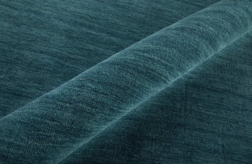 10' Blue And Green Round Wool Hand Woven Stain Resistant Area Rug
