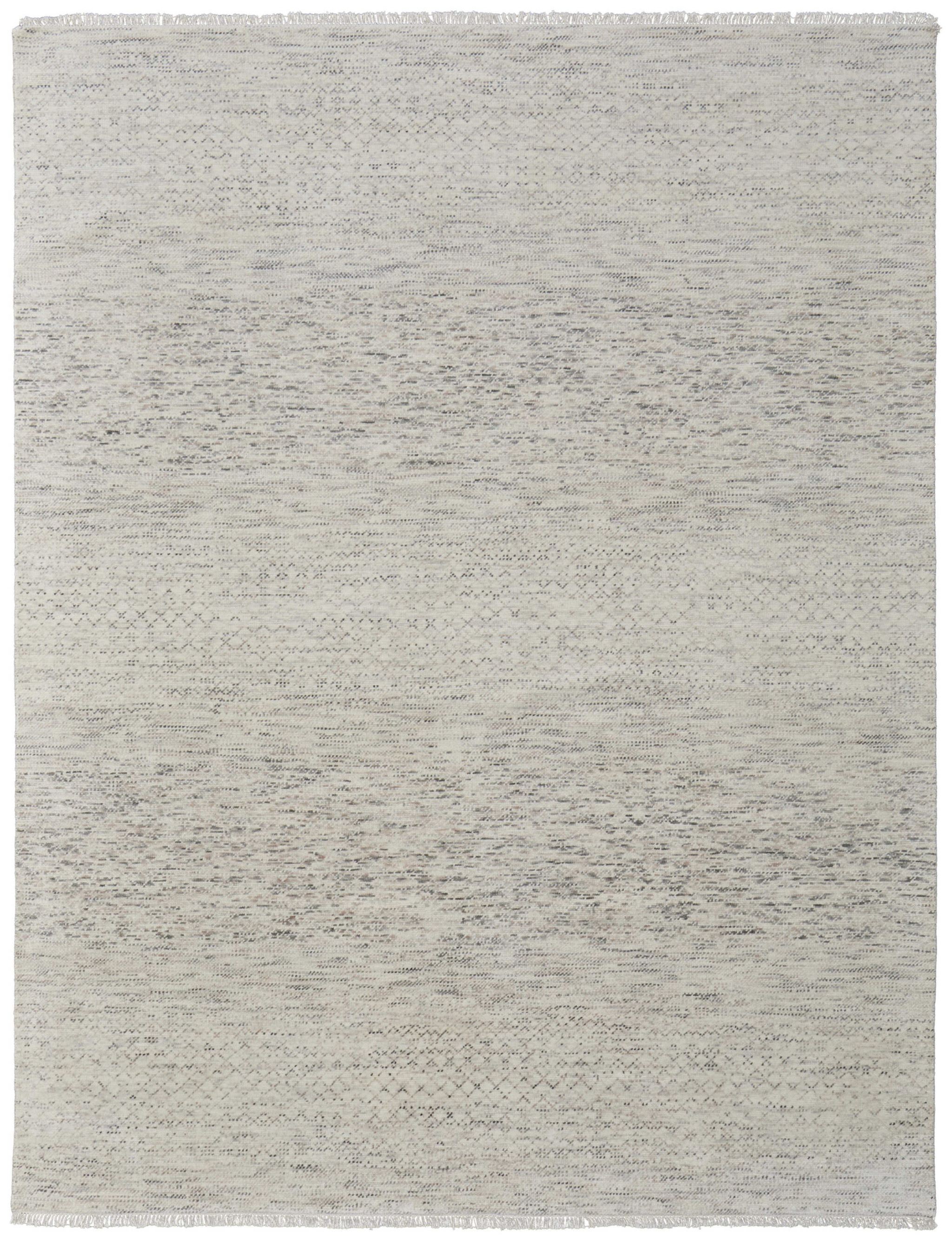 8' X 10' Ivory and Gray Wool Hand Knotted Area Rug With Fringe